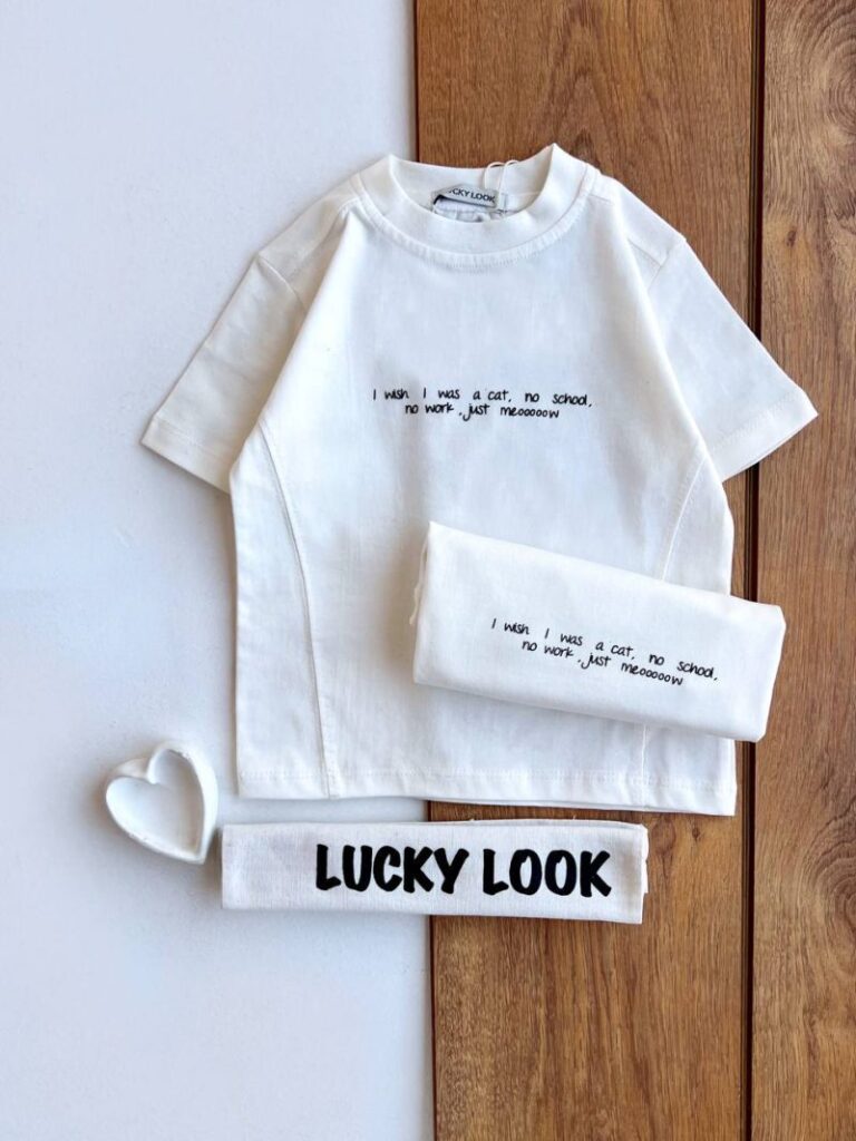 تی شرت سفید LUCKY LOOK